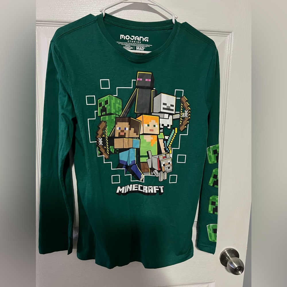 Long sleeve minecraft top